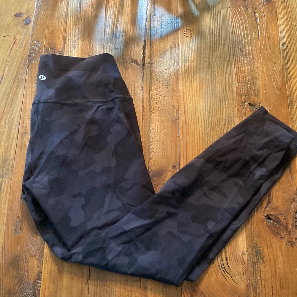 Lulu lemon leggings size 6